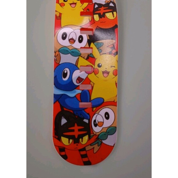 Pokemon Kids Digital Watch \ Flashing LED Lights and Flip Open Model: POK4186AZ - Picture 3 of 16